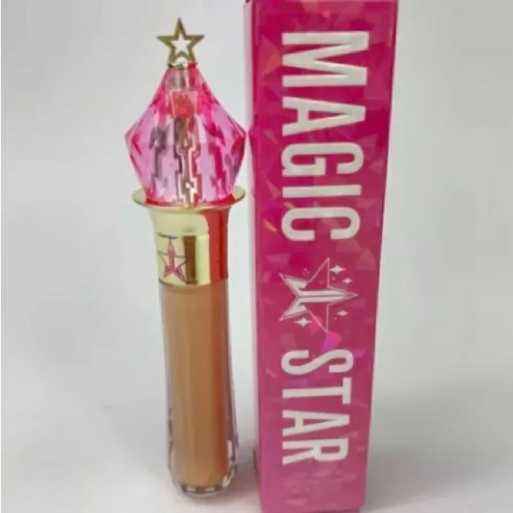 JEFFREE STAR - NWT Magic Star Concealer in C15.25 (Tan/Golden Peach Undertones)